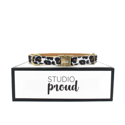 The pipe - Leopard Collar