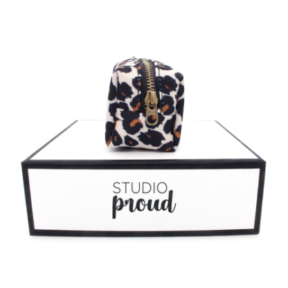 Old South - Leopard despenser for dog waste bags - Image 2