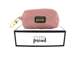 Oud roze satijnen dispenser